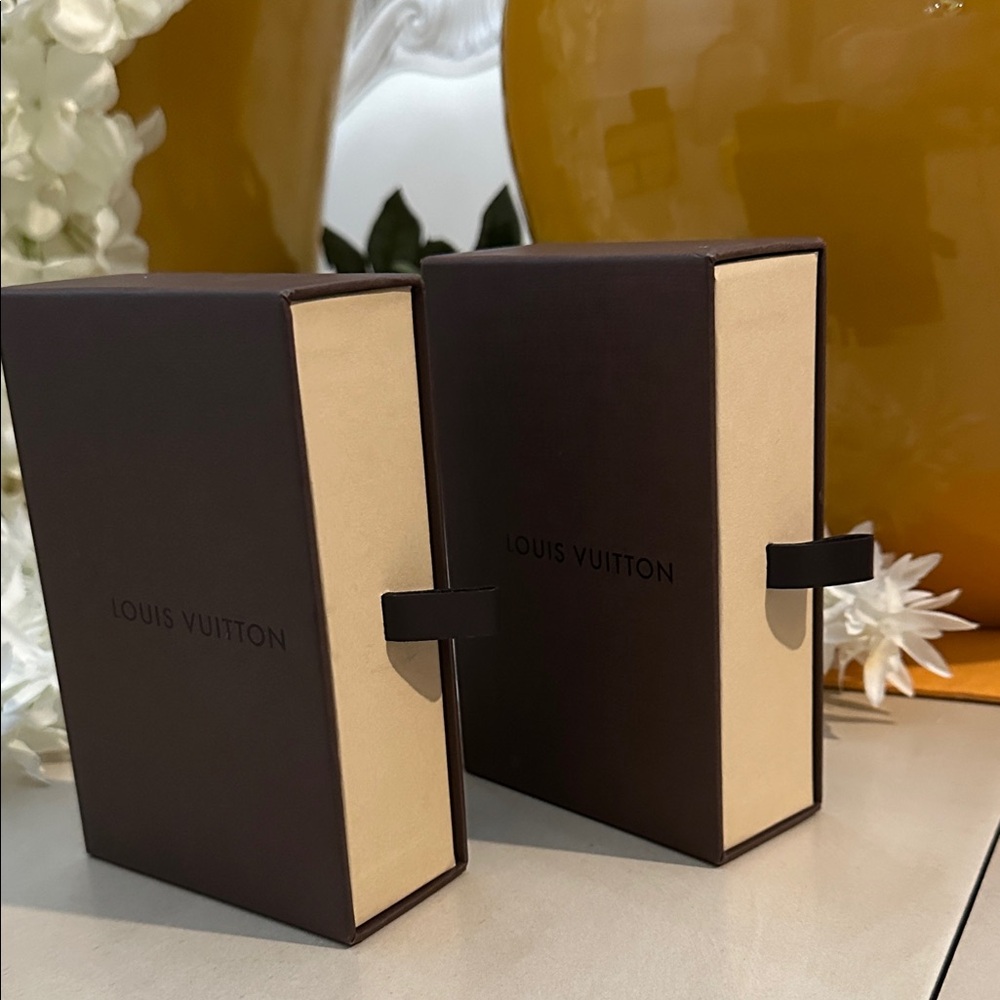 Louis Vuitton Dark Brown and Cream Gift Boxes